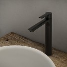 Fima Mast servantkran høy sort matt thumbnail